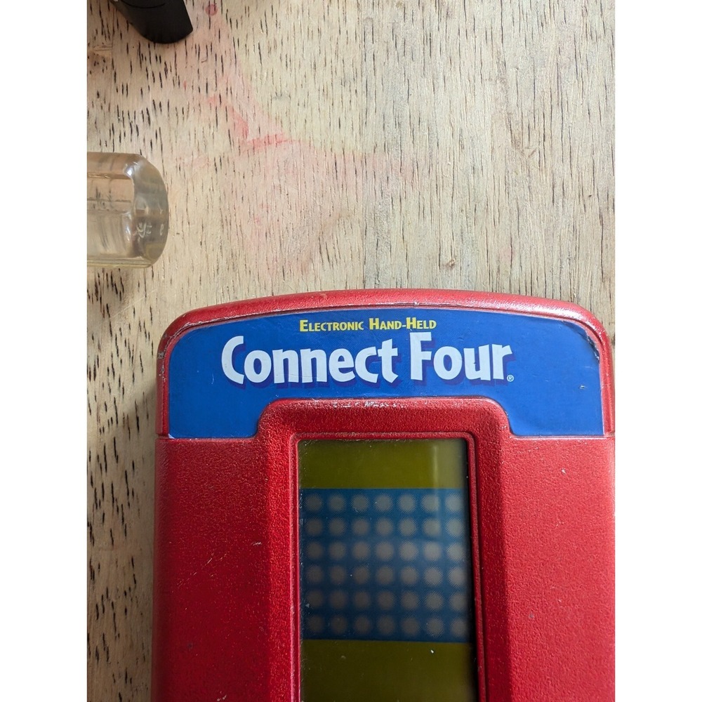 Connect Four Hasbro 2002 Red Handheld Electronic Game TESTED Works - Picture 6 of 6